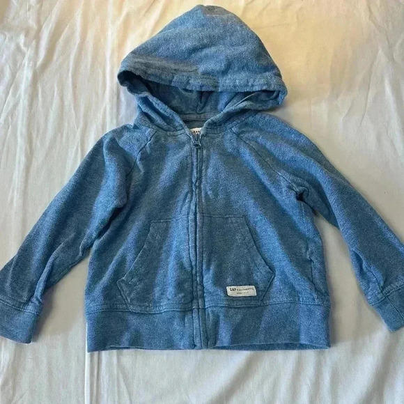 GAP - 3 piece toddler outfit/set. Size 12-18 months - Picture 2 of 8